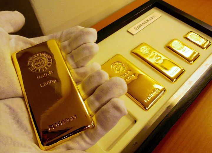 田中貴金属工業（東京）は29日、金の店頭販売価格を1グラム当たり2万18円に設定しました。