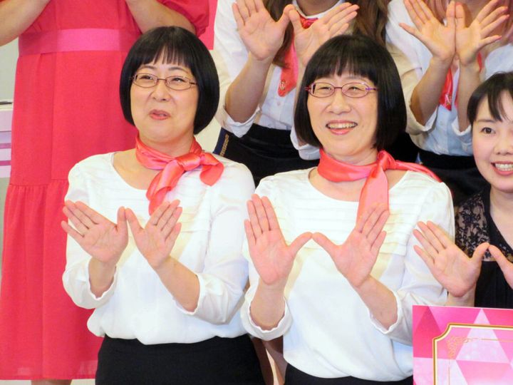 女優の高石あかりさん（22）がヒロイン松野トキを演じるNHK連続テレビ小説「ばけばけ」（月～土曜前8・0）の初回が29日、放送され、冒頭でトキとレフカダ・ヘブン（トミー・バストウさん）の夫婦がキスをするシーンに視聴者から大きな反響が寄せられました。