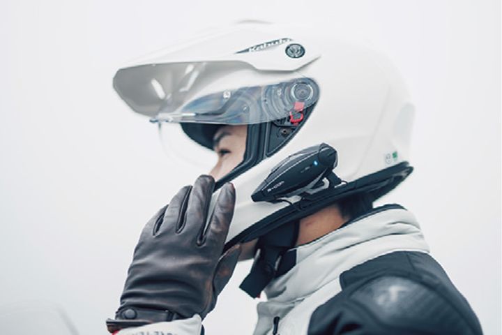 バイク用インカムならB＋COM！最新機能とフィッティング性を徹底解説