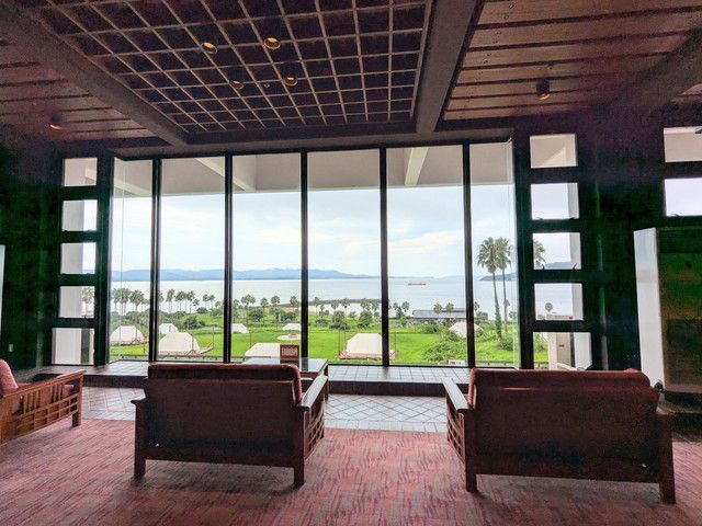 長崎・平戸にある「大江戸温泉物語 ホテル蘭風」のロビー