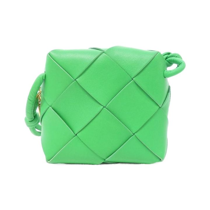 ボッテガヴェネタのミニカセット カメラバッグ