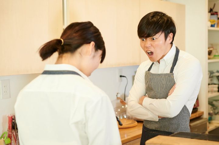 スキマバイトの始業直前に雇用主から帰るよう命令された場合、交通費や休業手当の支払いを請求できる？（画像はイメージ）