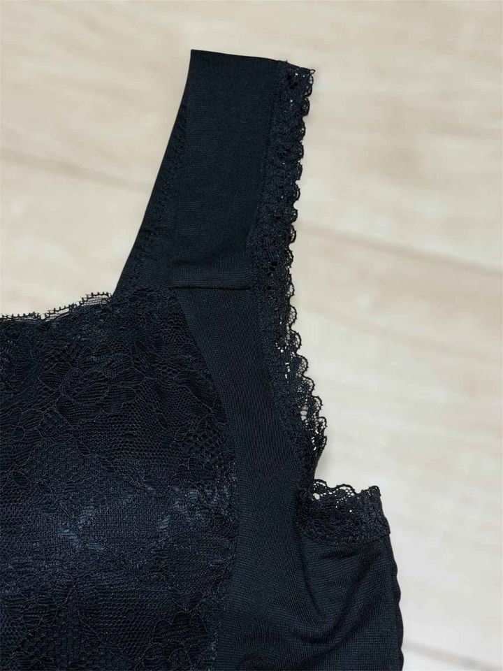 画像: レースづかいが上品