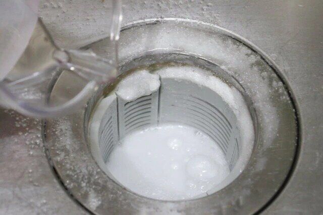 セリア 泡の排水口洗浄剤