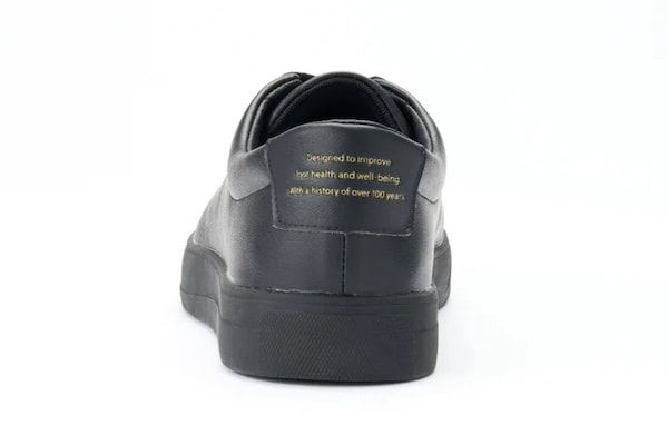 岡山県倉敷市の老舗地下足袋メーカーの丸五が新商品「TABIN」のクラウドファンディングに挑戦中