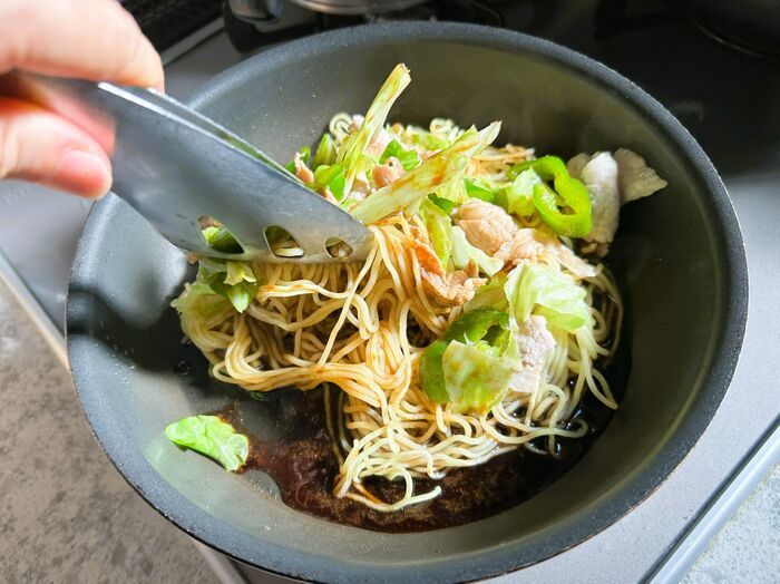 「焼きそばの麺はほぐしません！」達人が教える