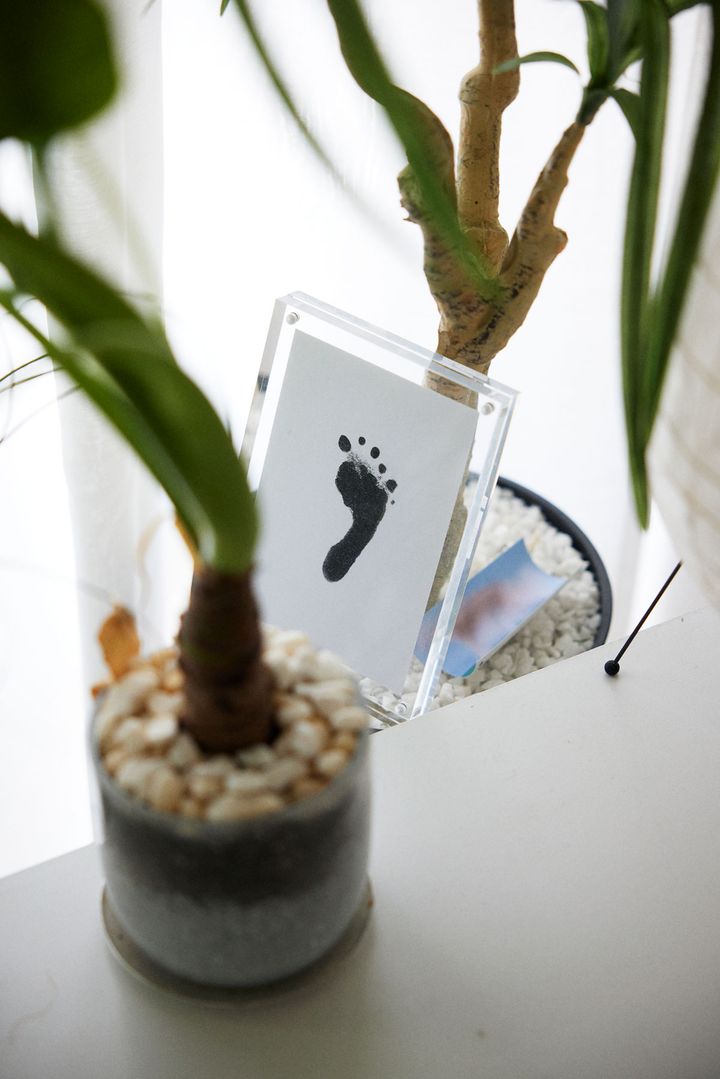 墨でとった娘の足型