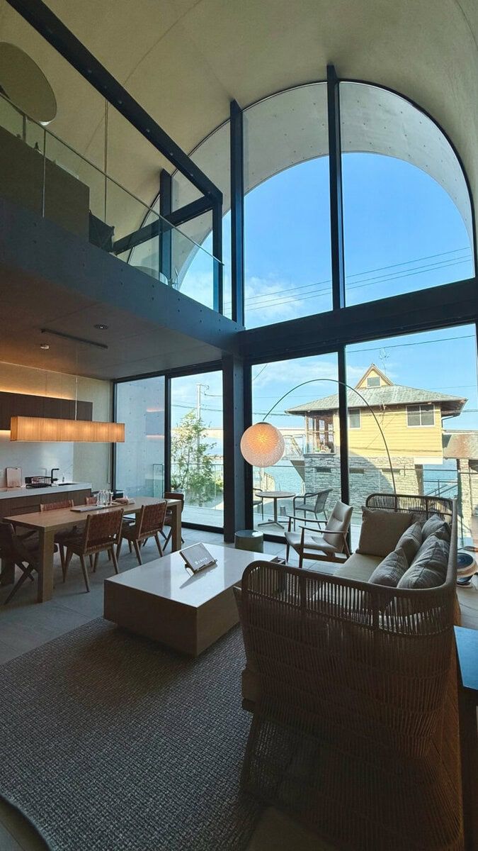 大きく取られた窓