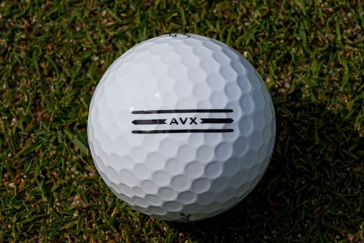 スコアは「ゴルフボールフィッティング」で変わる！ ”最適ボール”はどれだ!?