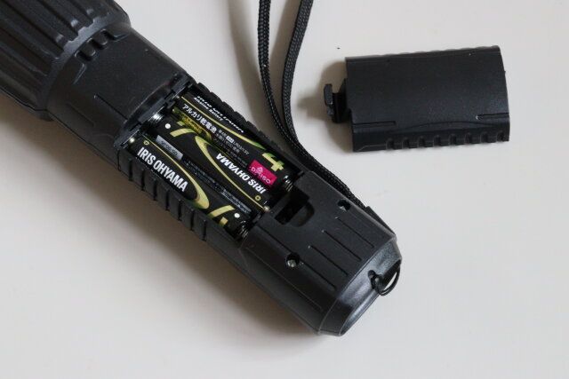 2WAY懐中電灯 電池