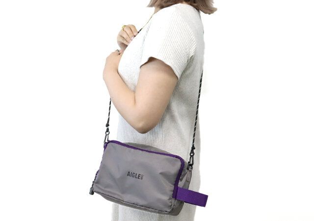 ショルダーバッグとしても使える