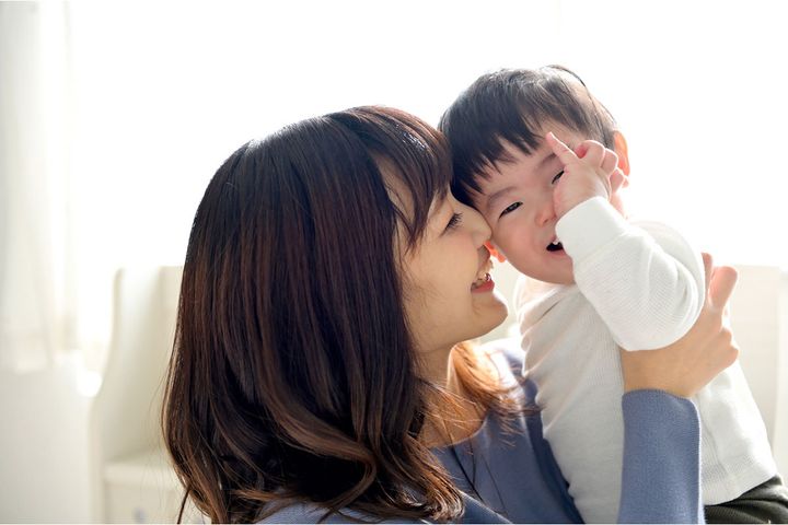 ※喜ぶ親子のイメージ