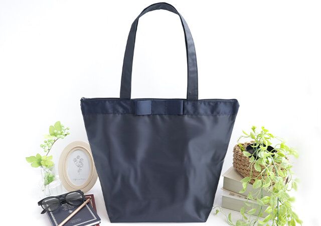 プラステ リボン付き上品トート