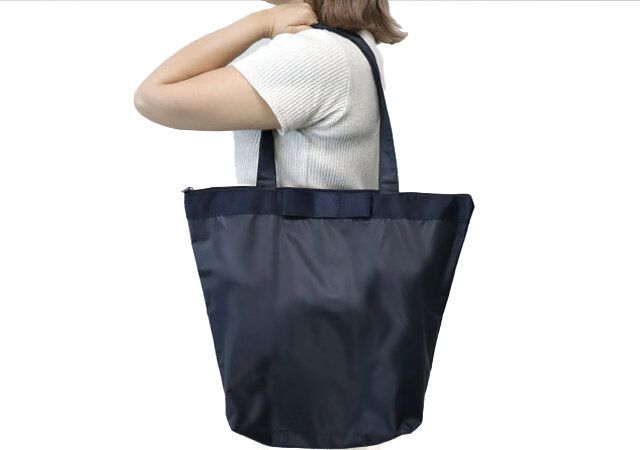 肩掛けスタイル