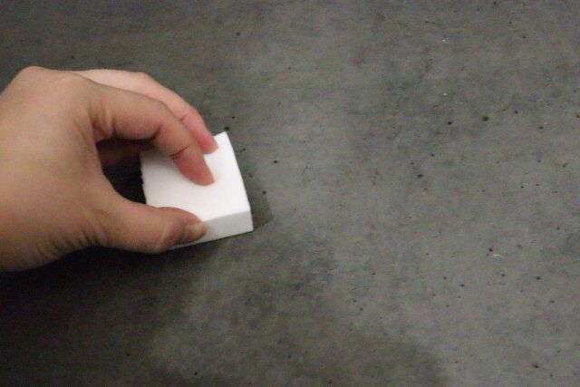 高密度メラミンスポンジ（カットタイプ、3個） 床掃除