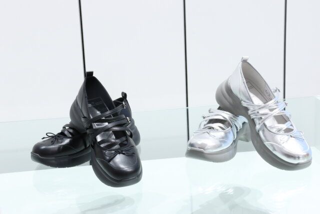 GU rokh シューズ