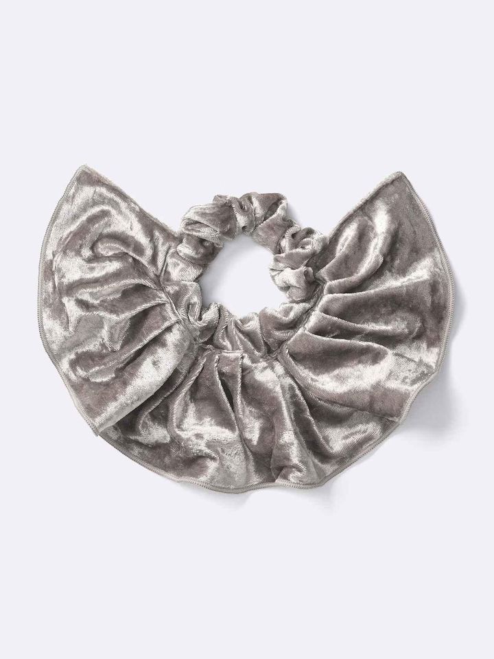 画像2: 出典：GU