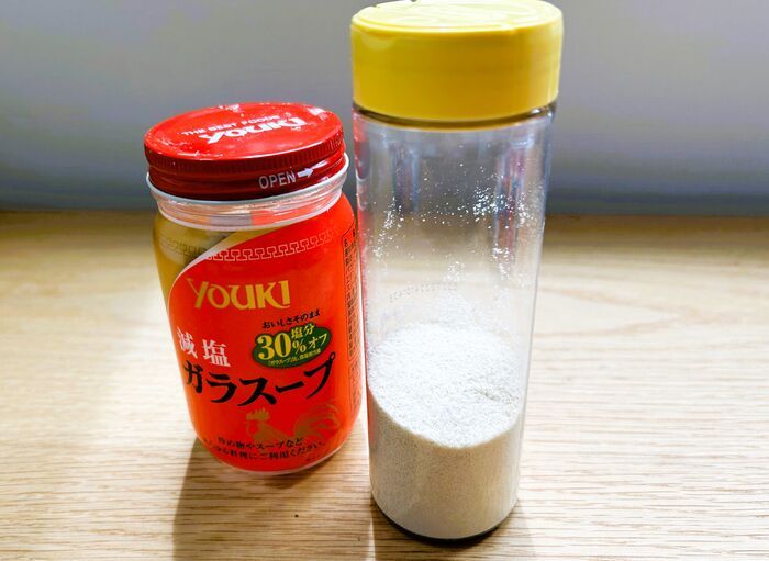 「粉チーズ容器」捨てちゃダメ！家事のプチストレスを解消する、意外な活用法があるんです♪