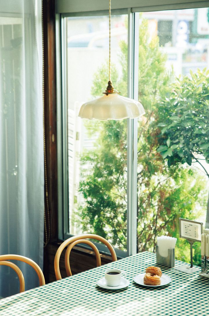 フレンチクルーラー、コーヒー