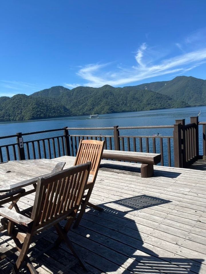 ボートハウスからの中禅寺湖