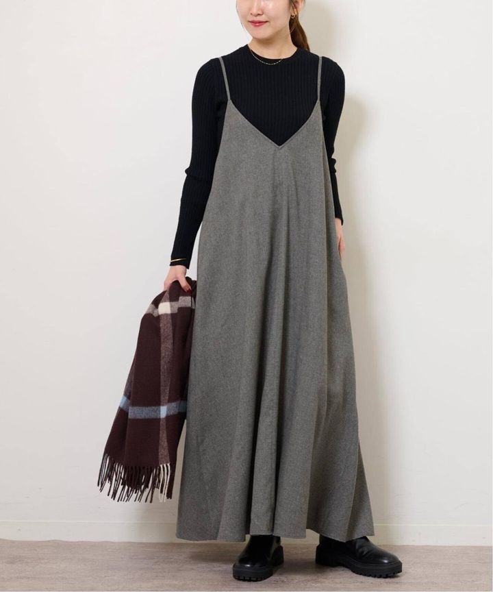 画像: ウォッシャブルブラッシュロングキャミワンピース￥12,100（JOURNAL STANDARD relume） baycrews.jp