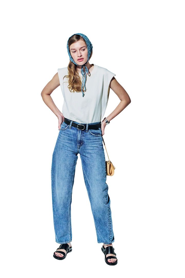 もう買った？今、一番旬なバレルデニムのコーデ2選