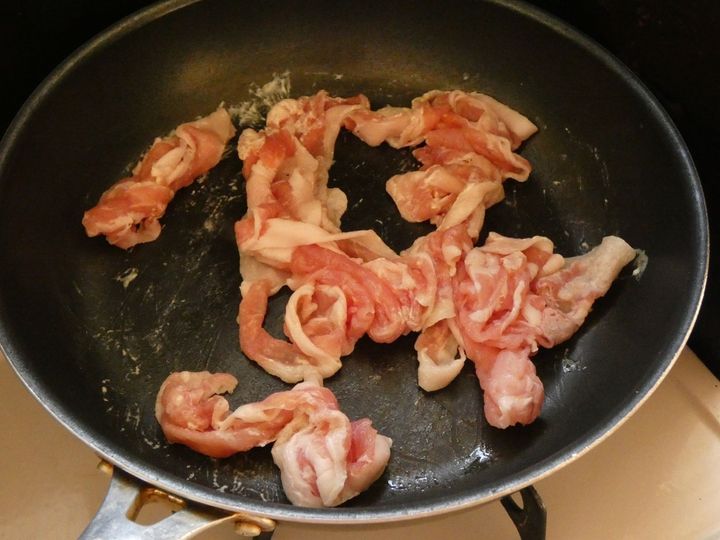 ご飯がモリモリ食べられる！「豚肉と空芯菜のマヨしょう油炒め」