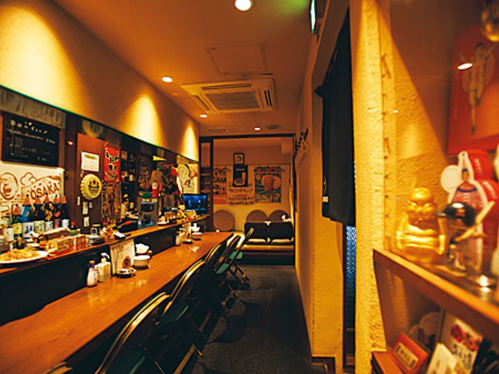 四谷三丁目『居酒屋 なにわ』の内観