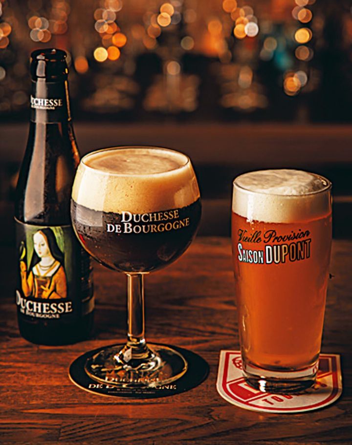 四谷三丁目『Beer, etc.』で提供している「ドゥシェス ド ブルゴーニュ」、「セゾン デュポン」