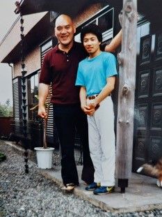 小林さんの自宅で（持田さんが20歳の頃）