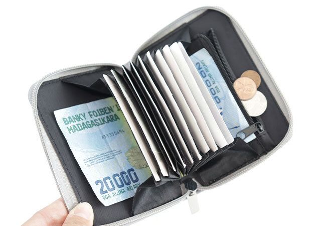 プレイステーション財布じゃばら式