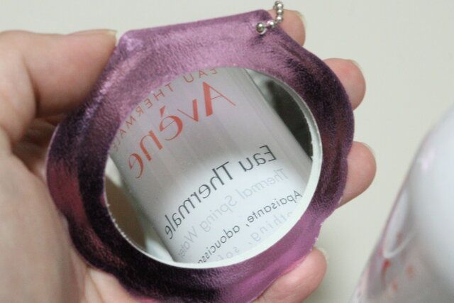 ダイソー ミラーキーホルダー（貝） 鏡