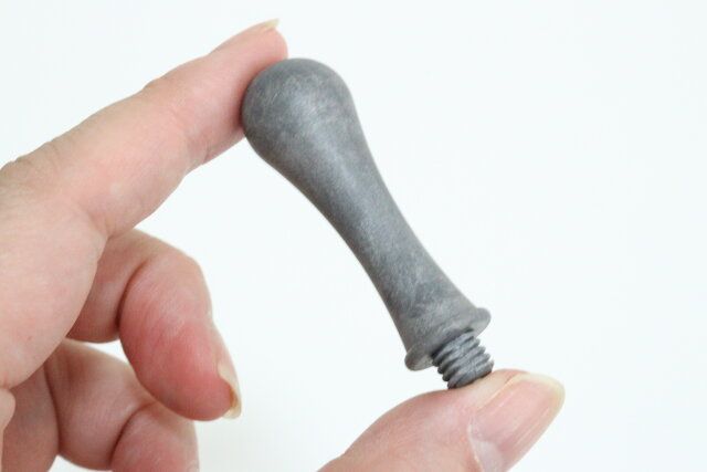 セリアのシーリングスタンプ用ハンドル ストーン風1