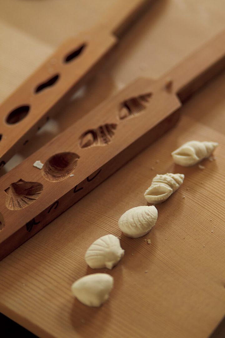 桐島かれんさん 和菓子を習う 作って味わう新たな楽しみ