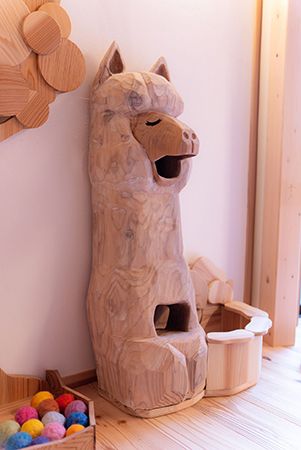 【愛知県名古屋市】SukuSuku English Preschool 浦里が自然素材でつくられた大型遊具『Nekopu』導入