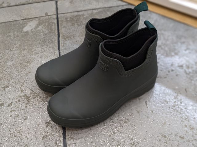 黒のレディース防水サファリサイドゴア