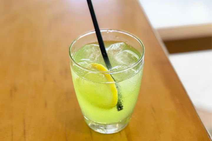 「青リンゴスカッシュ」600円