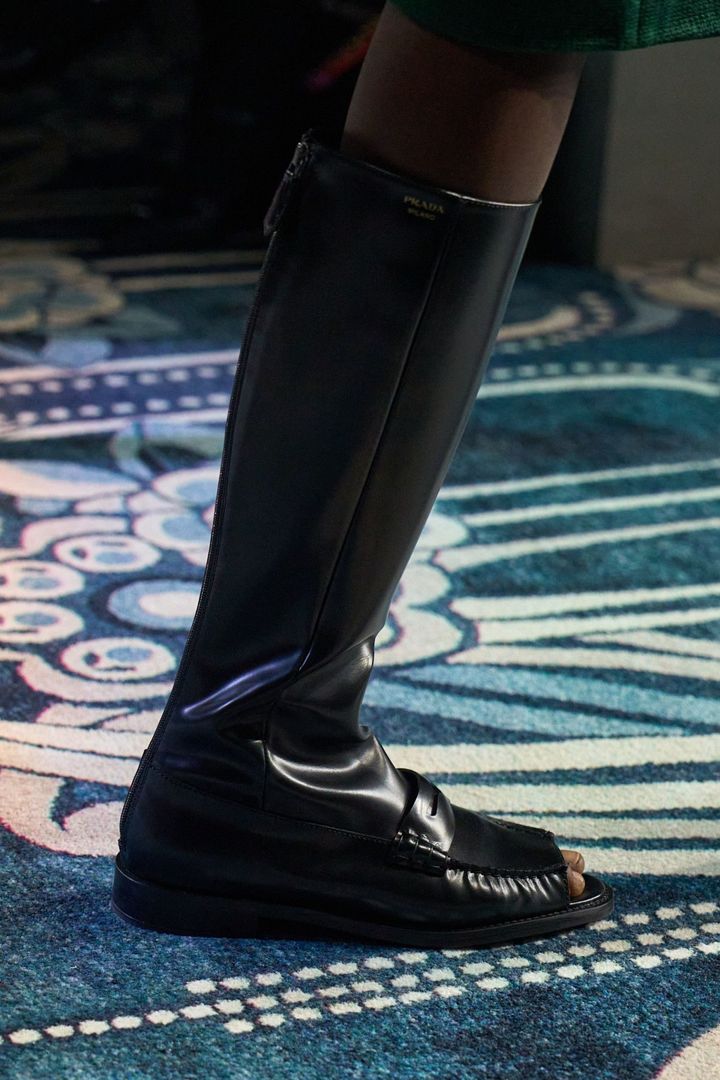 プラダ 2025-26年秋冬コレクション