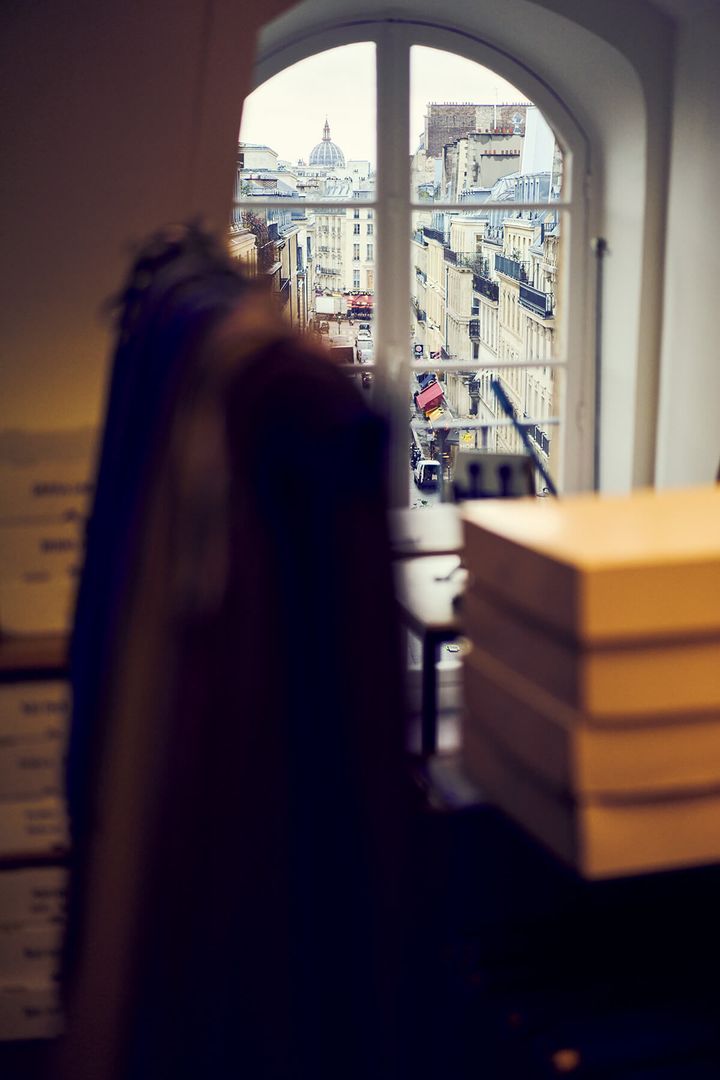 パリ〈Charvet〉本店6階 店内