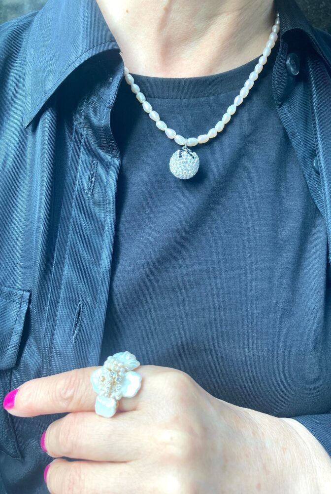 アクセサリーは作家さんもの