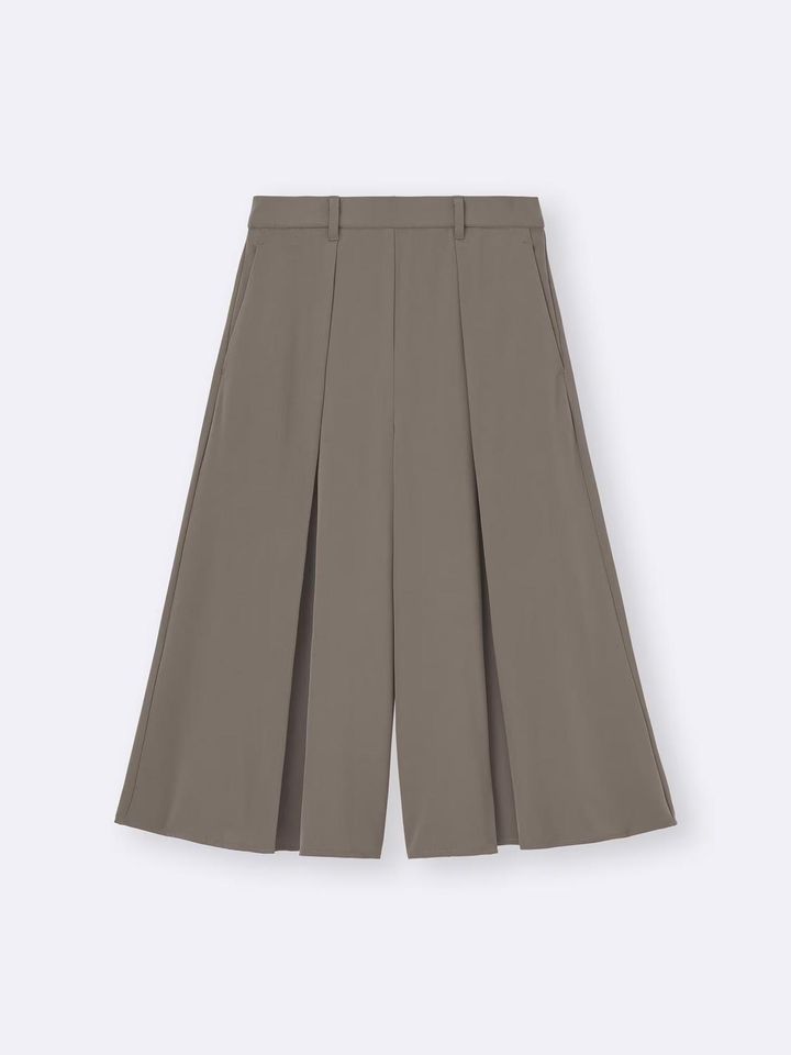 画像1: 出典：GU