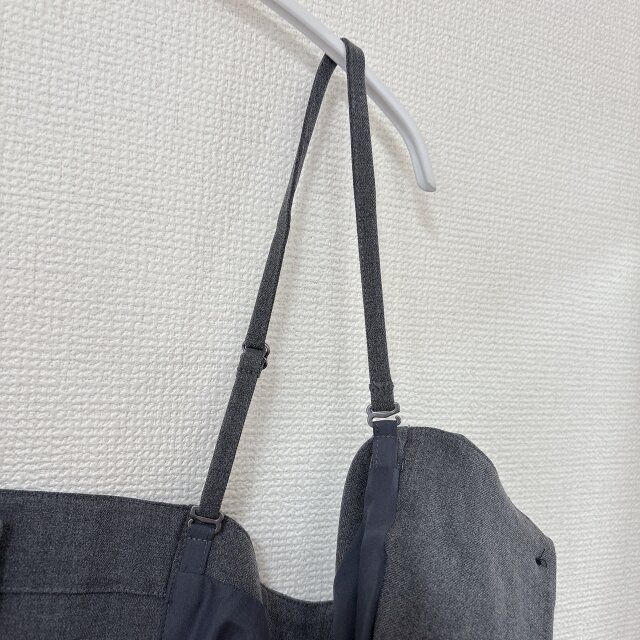 ストラップ部分は取り外しが可能