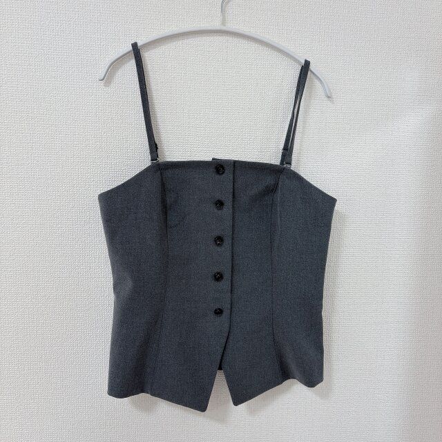 GU フロントボタンビスチェ DARK GRAY