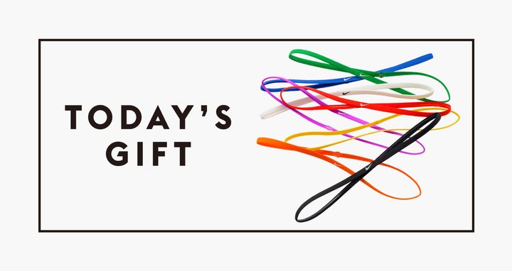 〈NIKE〉のヘアバンド