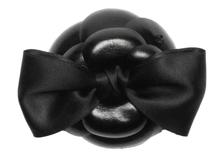 NEWシャネルホリデーコレクションリボンロール♡ブラック NEWシャネルホリデーコレクションリボンロール♡ブラック