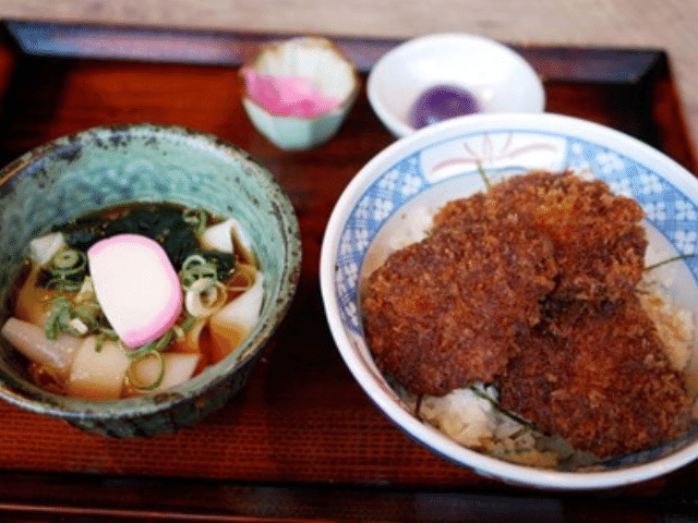 桐生名物ソースかつ丼 小うどんセット