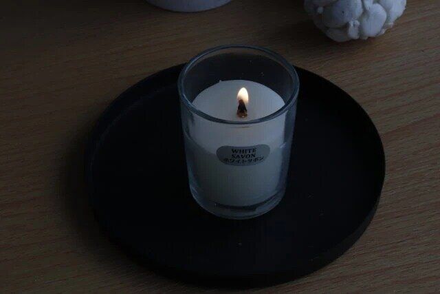 ダイソーの100円の木芯キャンドル