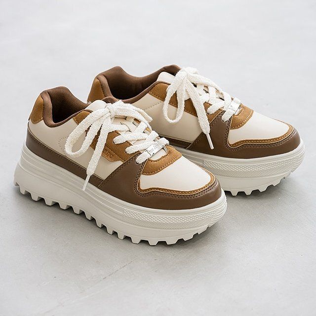 しまむらme jane厚底スニーカー