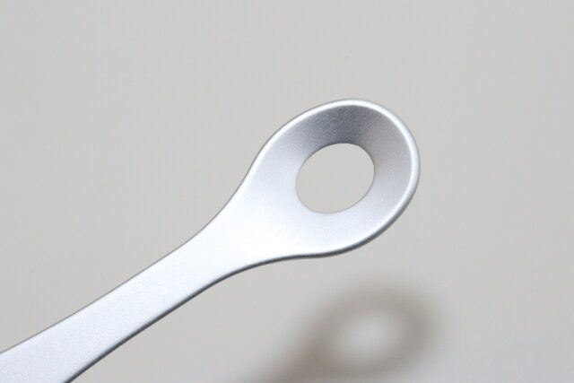 ダイソーの穴が開いているアイスをホイップにするスプーン