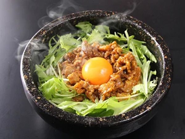 【埼玉県・茨城県】「廻転レーン焼肉いっとう」に秋の新メニューが登場！肉寿司や大判炙り牛タンも